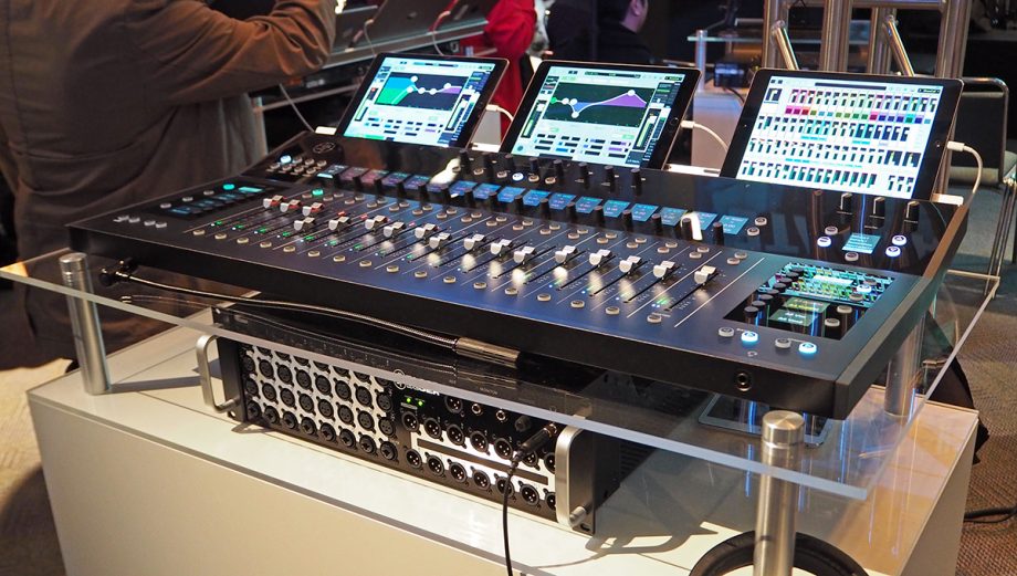 RunningMan AXIS數(shù)字混音系統(tǒng)獲獎(jiǎng)啦！